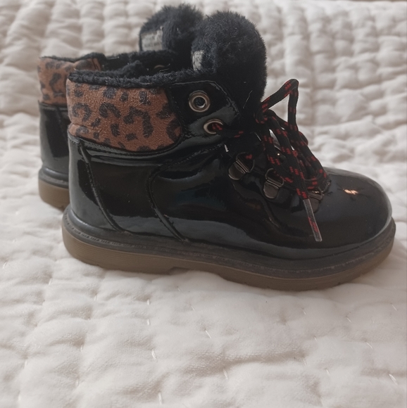 Patent leather Sprox brand boots - Picture 2 of 4